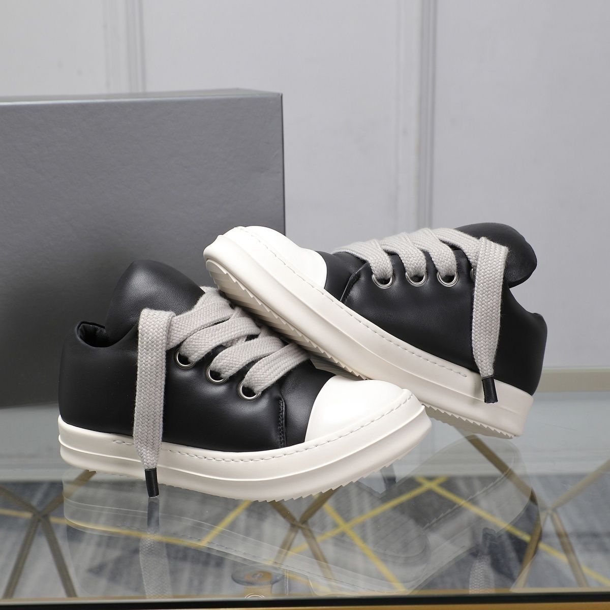 Распродажа брендовой продукции – обзор и цена Men Shoes Sale